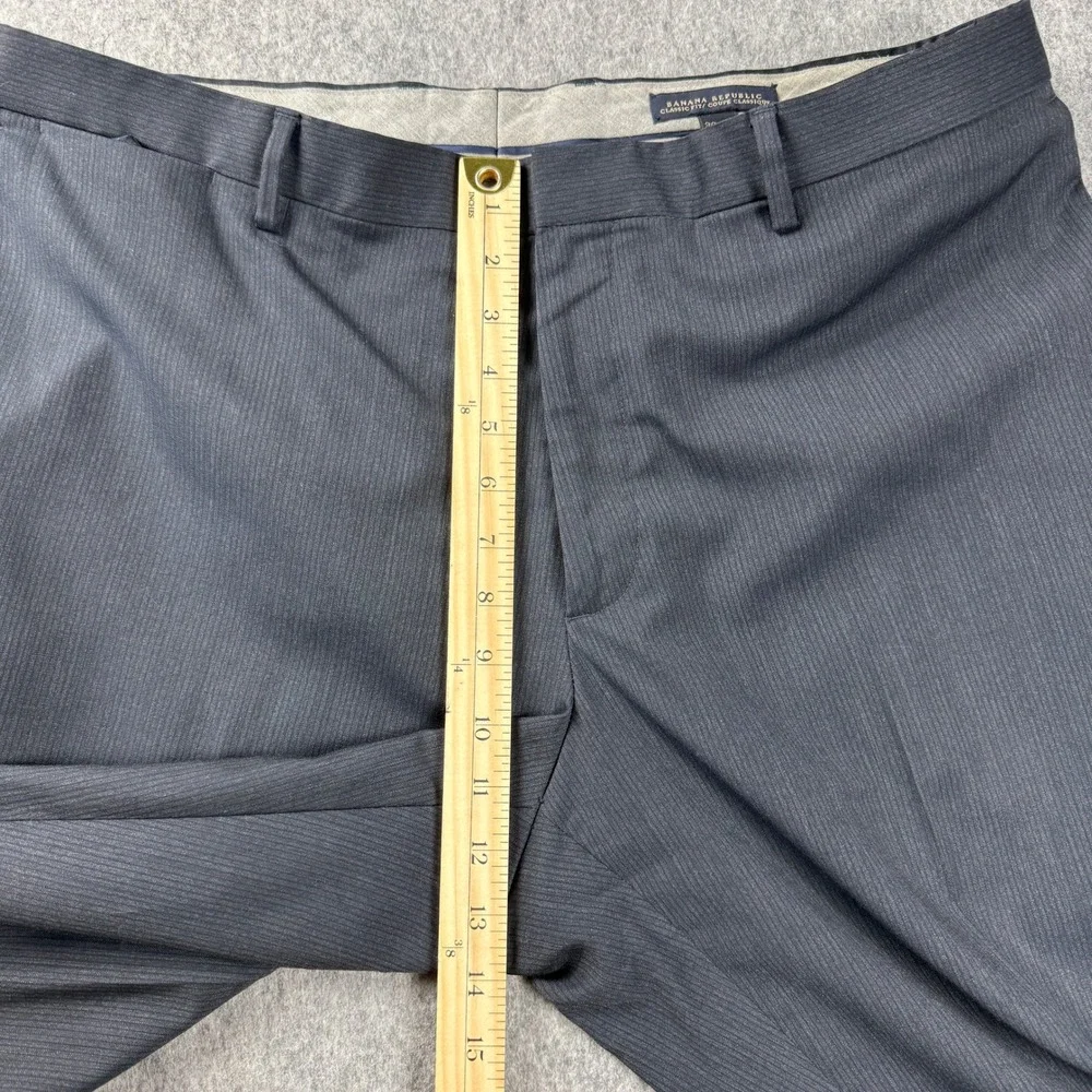 Banana Republic Mens Dress Pants 37x32 Classic‎ Fit Wool Blend Navy Micro Stripe
